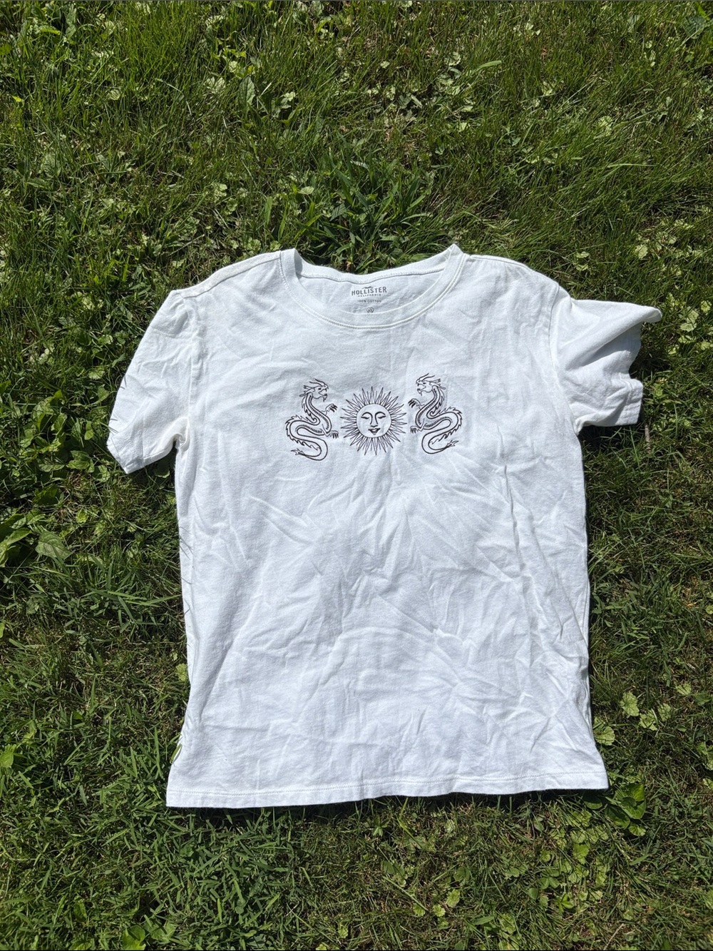 Hollister White Short Sleeve Tee with Sun and Serpent Line Art